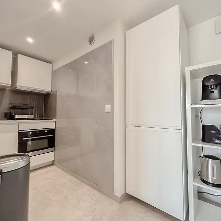 Appartement Vue Mer, Jardin Et Terrasse Les Issambres *